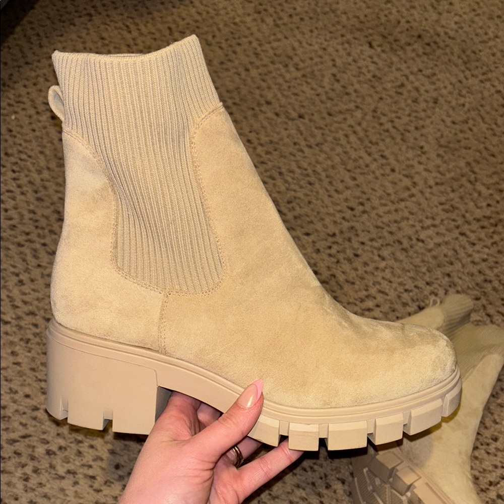 Nature Breeze Cream Platform Ankle Booties